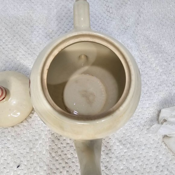 Vintage Shawnee Pottery Teapot Red Flowers Vertical Ribs 5 Cup 1940s - Picture 7 of 8